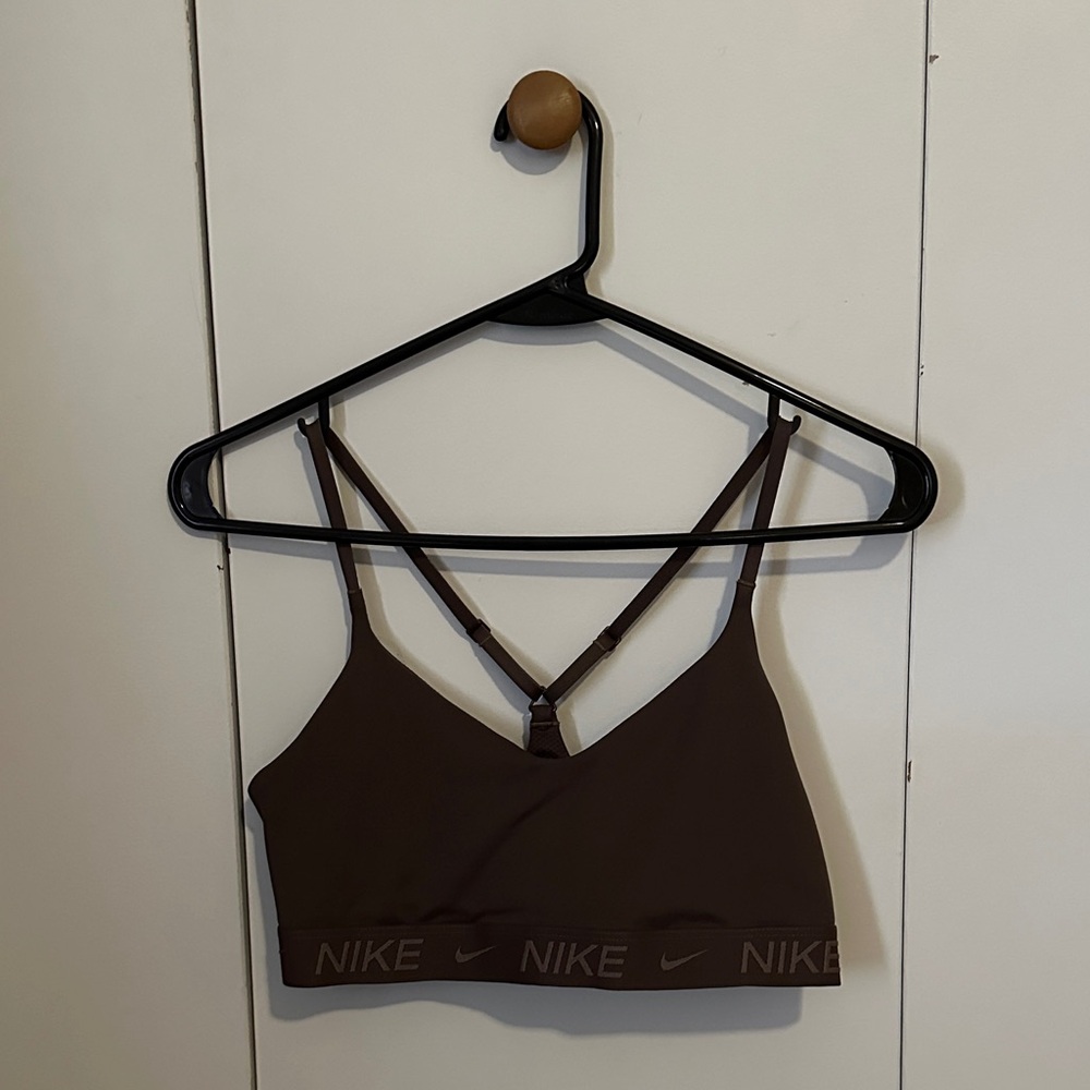 NWOT Nike Women's Sports Bra